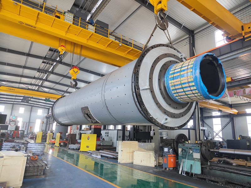洛陽宇捷精工大型重型球磨機項目一站式順利交付!